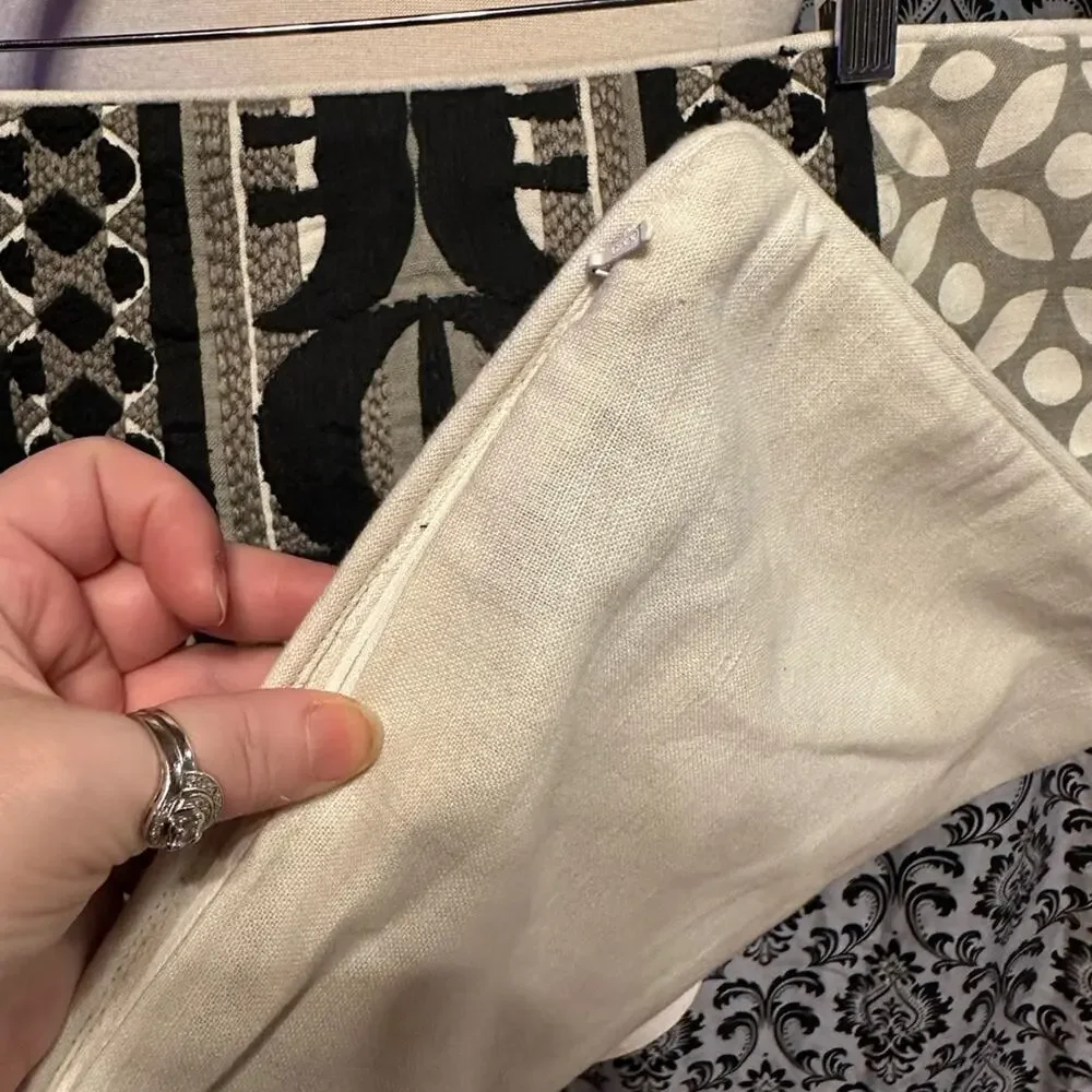 Villa Boho Knit/Linen Pillowcase 18”x18”